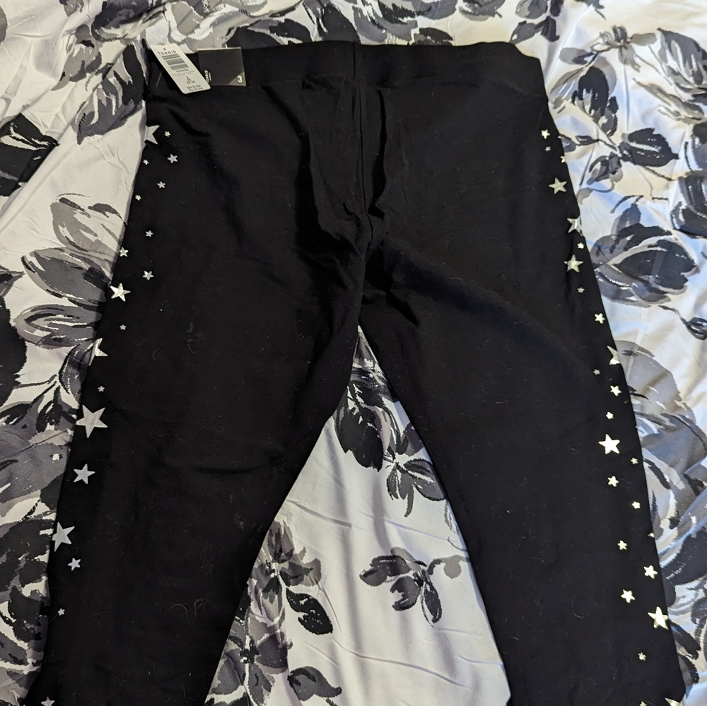 Torrid leggings with stars